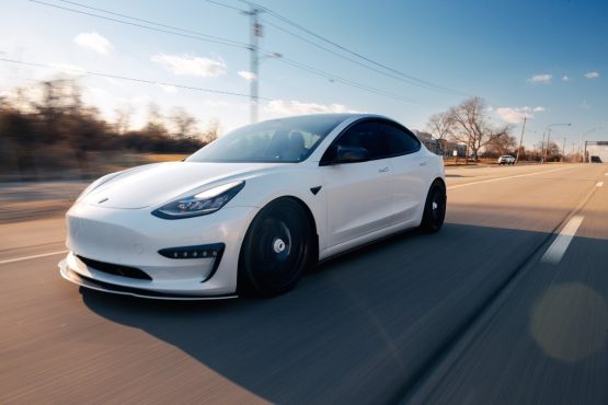 https://pancars.pl/wp-content/uploads/2025/04/licytacje-aut-z-usa-555x370.jpg
